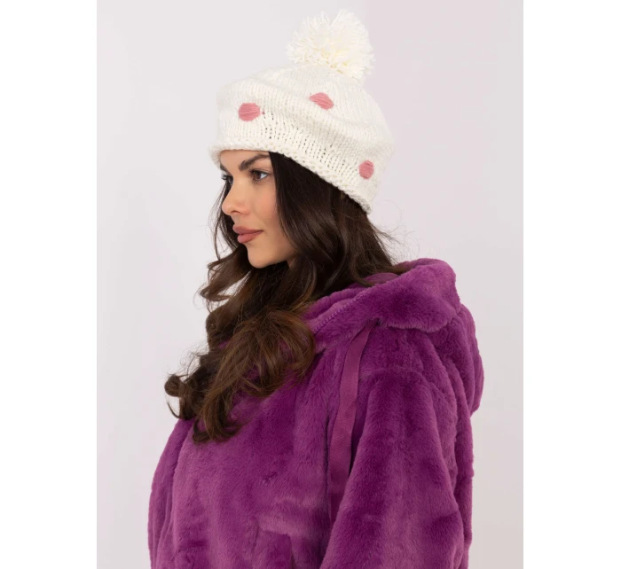 Czapka AT CZ model 20710175 ecru - FPrice Czapka AT CZ model 20710175 ecru - FPrice