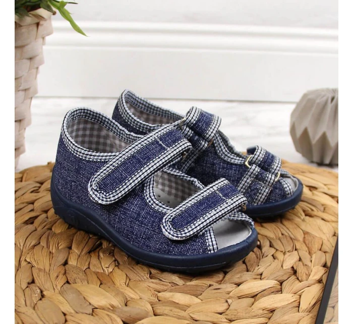 Chlapecké domácí pantofle sandály tmavě modré Nazo