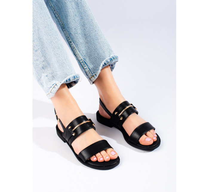 Komfortní dámské černé  sandály bez podpatku