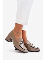 Lakované Dámské Polobotky Na Podpatku S Dekorací Béžové model 21673919 - Artiker