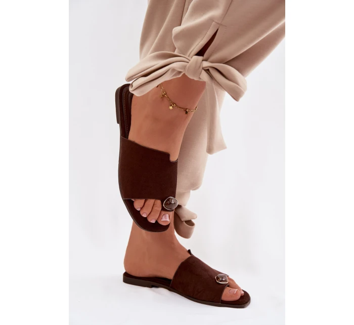 Dámské ploché pantofle s ozdobným detailem z eko semiše Čokoládové Selavine