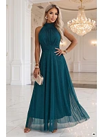 – dlouhé šaty s detailem a střihem – zelené model 22297218 - numoco basic – dlouhé šaty s detailem a střihem – zelené model 22297218 - numoco basic