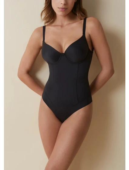 Tělo Selene Giorgia