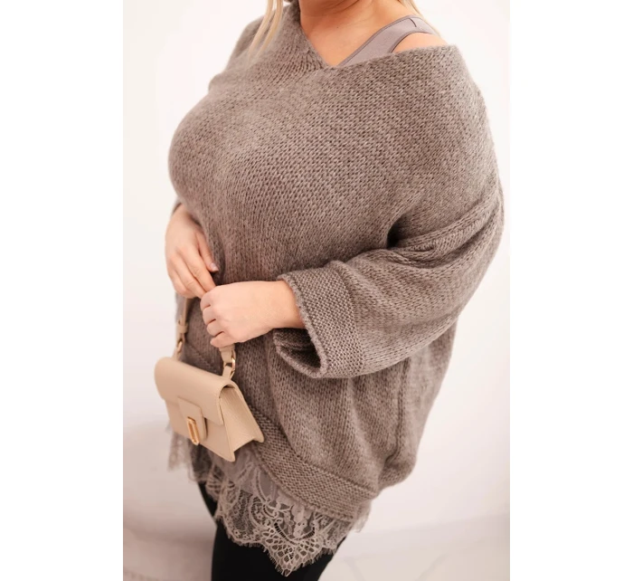 Dámská souprava svetr s V výstřihem a viskózová blůza s krajkovým spodkem fango Dámská souprava svetr s V výstřihem a viskózová blůza s krajkovým spodkem fango