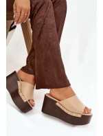 Dámské nazouváky na platformě s béžové model 21918817 - Boto Dámské nazouváky na platformě s béžové model 21918817 - Boto