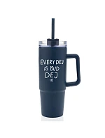 EVERY DEJ IS GUD DEJ - tmavě modrý cestovní hrnek s průhledným víčkem 900 ml