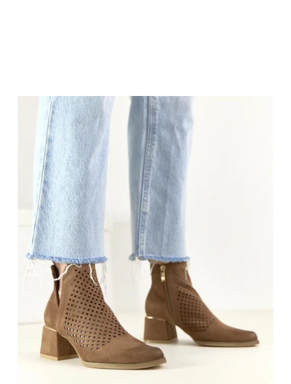 Boty na podpatku  model 224953 Solea