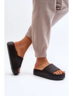 Dámské pantofle se silnou podrážkou černé Oreithano Dámské pantofle se silnou podrážkou černé Oreithano