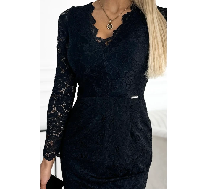Černé dámské krajkové šaty s dlouhými rukávy a výstřihem model 20563247 - numoco