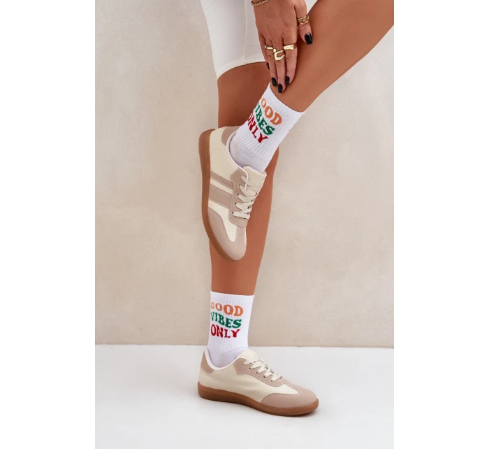 Nízké Dámské Tenisky Z Eko Kůže Béžové model 21683211 - Boto Nízké Dámské Tenisky Z Eko Kůže Béžové model 21683211 - Boto