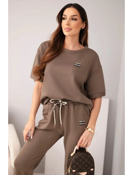 Dámský kompletní viskózový krém s krátkým rukávem a kalhotami s ohrnutým lemem mocca