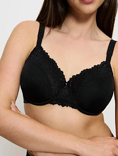LADYFORM SOFT - Minimizer podprsenka: zmenšující efekt s něžným krajkovým lemem Triumph