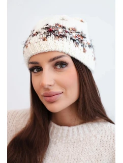 Dámská zimní vlněná čepice s ozdobnými krystalky K399 černá