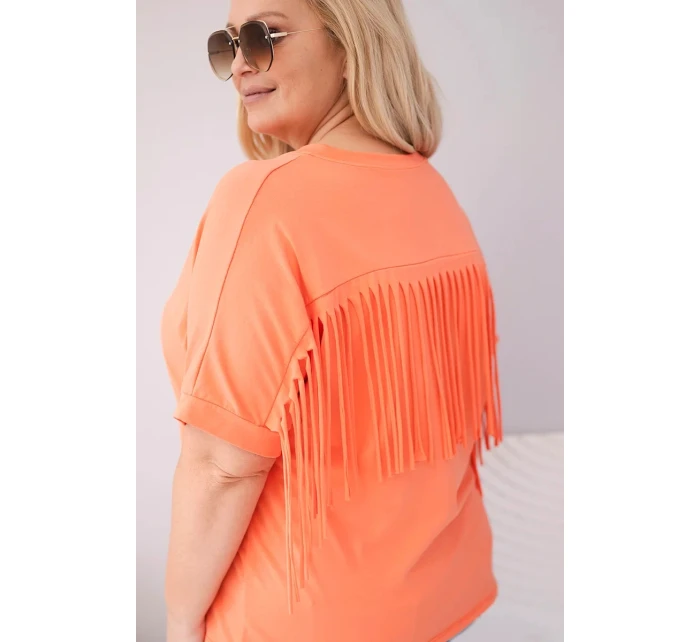 Dámská bavlněná halenka s výstřihem do V a třásněmi na zádech lososová