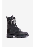 Zateplené pracovní boty s ozdobným pásem a přezkami černé model 21675949 - Boto Zateplené pracovní boty s ozdobným pásem a přezkami černé model 21675949 - Boto