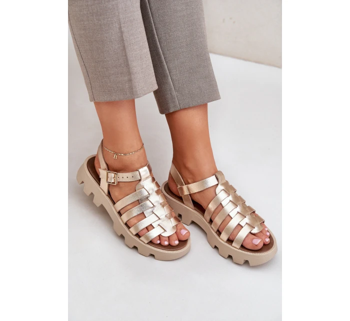 Kožené dámské sandály Zazoo model 21682184 zlaté - Boto Kožené dámské sandály Zazoo model 21682184 zlaté - Boto