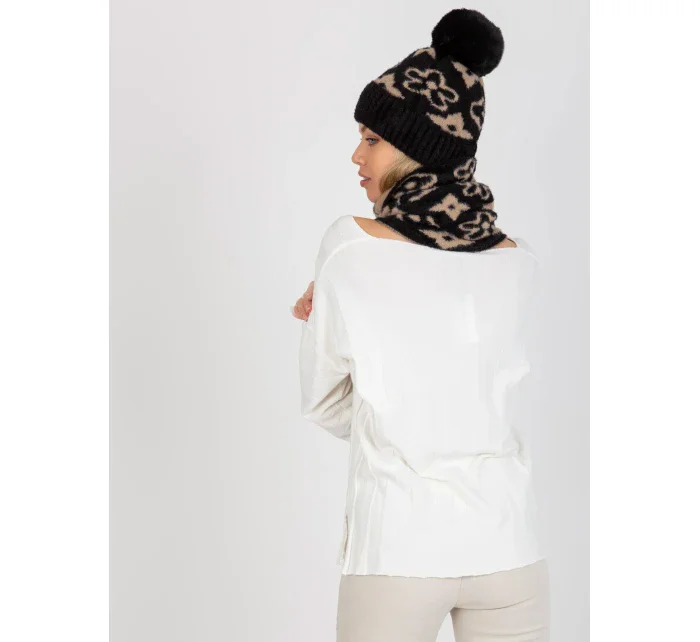 Tunelová šála AT KM CM 331 černá a béžová Tunelová šála AT KM CM 331 černá a béžová