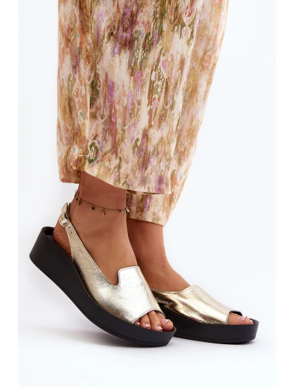 Zazoo 2893 Dámské kožené sandály na tlusté podrážce zlaté Zazoo 2893 Dámské kožené sandály na tlusté podrážce zlaté