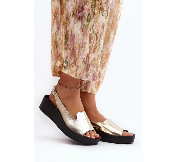 Zazoo 2893 Dámské kožené sandály na tlusté podrážce zlaté Zazoo 2893 Dámské kožené sandály na tlusté podrážce zlaté