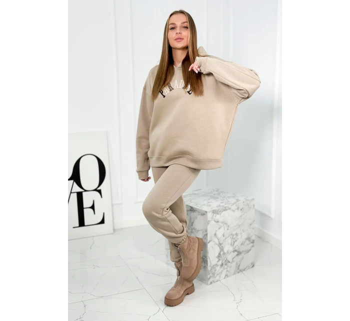 Bavlněná souprava s vyšívaným nápisem Paradise světle béžová Bavlněná souprava s vyšívaným nápisem Paradise světle béžová