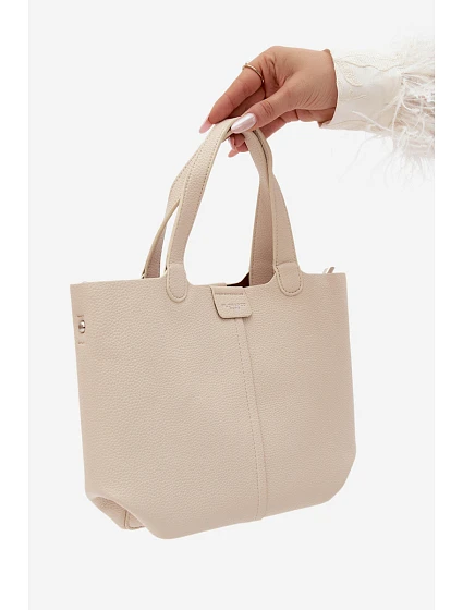 Béžová taška z umělé kůže model 22220925 - Flora&Co Béžová taška z umělé kůže model 22220925 - Flora&Co
