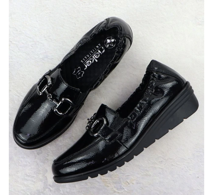 Dámské polobotky z lakované kůže na platformovém podpatku černé Rieker L5352-00