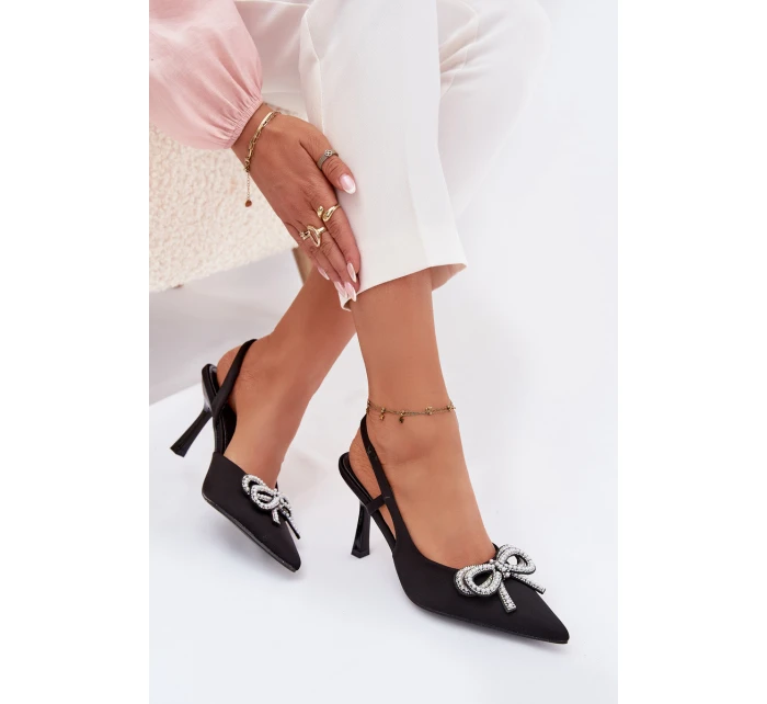 Lodičky s mašlí a patou Černé model 21787004 - Boto Lodičky s mašlí a patou Černé model 21787004 - Boto