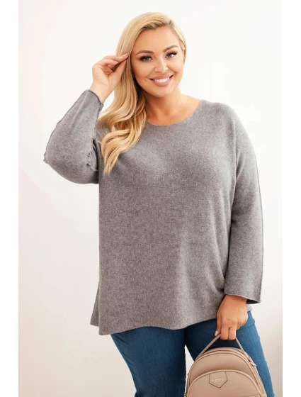 Dámský svetr plus size s lodičkovým výstřihem šedý Dámský svetr plus size s lodičkovým výstřihem šedý