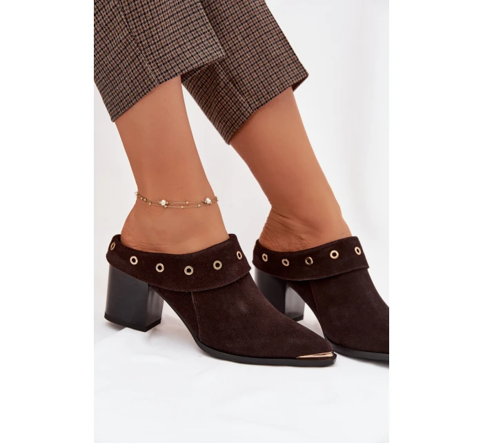 Semišové dámské sandály na podpatku D&A model 22031840 čokoládové - S.Barski