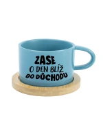ZASE O DEN BLÍŽ DO DŮCHODU - modrý hrníček makronka 200 ml ZASE O DEN BLÍŽ DO DŮCHODU - modrý hrníček makronka 200 ml