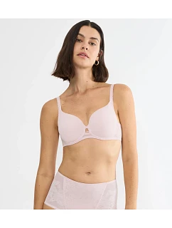 Triumph — Wild Rose Sensation: Formující podprsenka se Spacer Cup Triumph