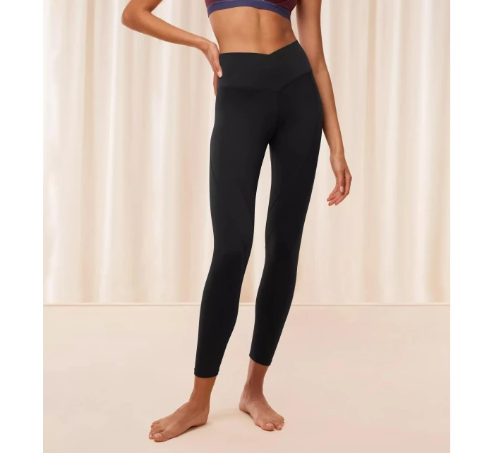 Cardio RTW High-Rise Leggings - BLACK - TRIUMPH BLACK - TRIUMPH Cardio RTW High-Rise Leggings - BLACK - TRIUMPH BLACK - TRIUMPH