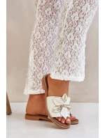 Sandály S Dekorací Přírodní Kůže Zazoo model 21682154 Bílé - Boto