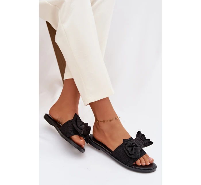 Dámské pantofle na nízkém podpatku s mašlí Černé model 21943318 - Boto