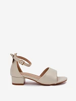 Lesklé dívčí sandály na nízkém podpatku zlaté Ainare