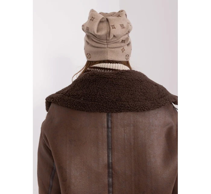 AT CZ 2325 cap.85 tmavě lila