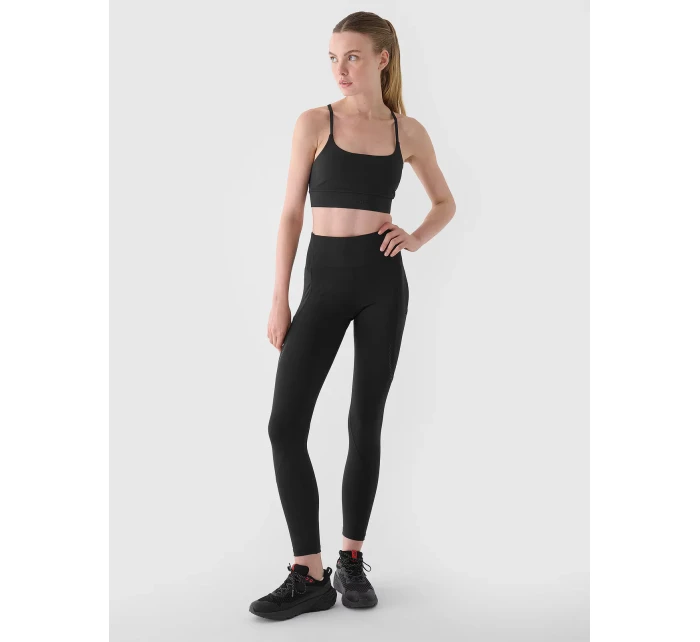 Dámská sportovní podprsenka 4F Dámská sportovní podprsenka 4F