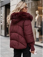 Dámská zimní prošívaná bunda s kožešinovým lemem, vínová, FashionStreet TY5992 Dámská zimní prošívaná bunda s kožešinovým lemem, vínová, FashionStreet TY5992