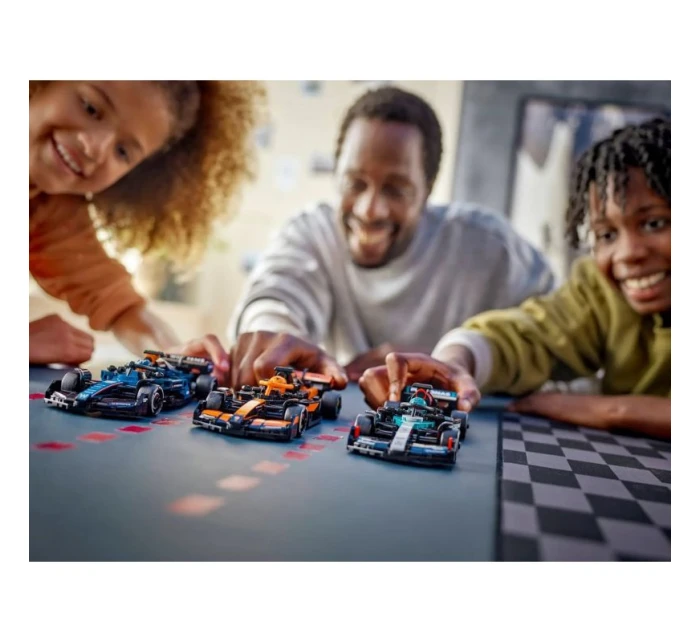 LEGO Speed Champions 77251 F1® McLaren Team MCL38 V29 auto