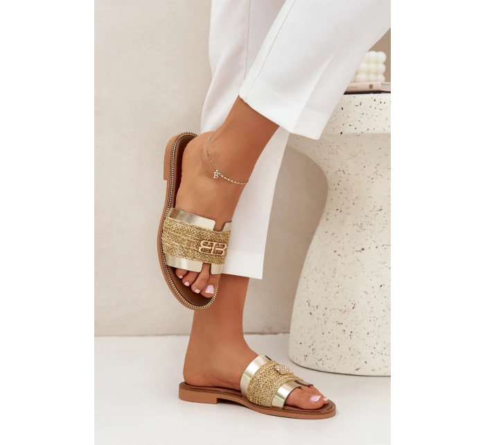 Kožené pantofle s ozdobným detailem a pletením Zazoo 40426 zlaté Kožené pantofle s ozdobným detailem a pletením Zazoo 40426 zlaté