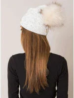 Dámská čepice model 14839462 ecru - FPrice Dámská čepice model 14839462 ecru - FPrice