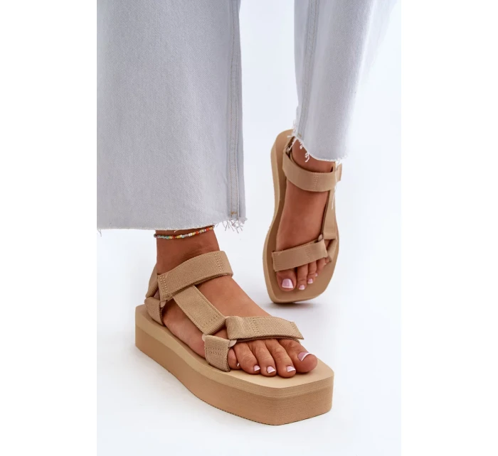 Dámské sandály na platformě Béžová Edireda Dámské sandály na platformě Béžová Edireda