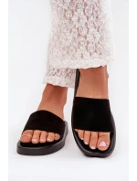 Dámské Pantofle Na Platformě Z Eko Semiše Černé model 21703770 - Boto Dámské Pantofle Na Platformě Z Eko Semiše Černé model 21703770 - Boto