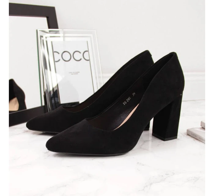 Dámské černé semišové lodičky na jehlovém podpatku W  model 21777510 - SERGIO LEONE