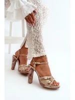 Dámské kožené sandály na podpatku Maciejka 06564-22 béžovo-zlaté