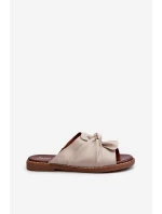 Dámské sandály na ploché podrážce béžové model 21658396 - Boto Dámské sandály na ploché podrážce béžové model 21658396 - Boto