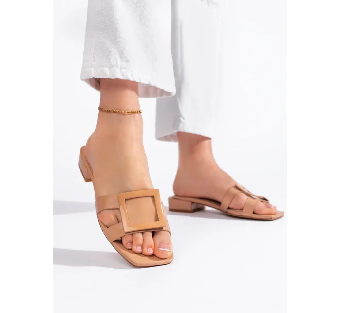 Pohodlné dámské hnědé nazouváky Pohodlné dámské hnědé nazouváky