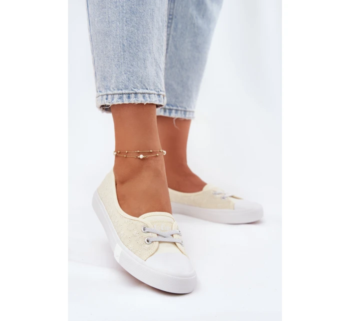 Dámské tenisky s výšivkou model 21693757 béžové - Lee Cooper Dámské tenisky s výšivkou model 21693757 béžové - Lee Cooper
