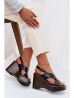 Dámské sandály z eko kůže na platformě Černé model 21937460 - Boto