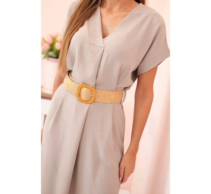 Šaty s ozdobným páskem model 21122340 - K-Fashion Šaty s ozdobným páskem model 21122340 - K-Fashion